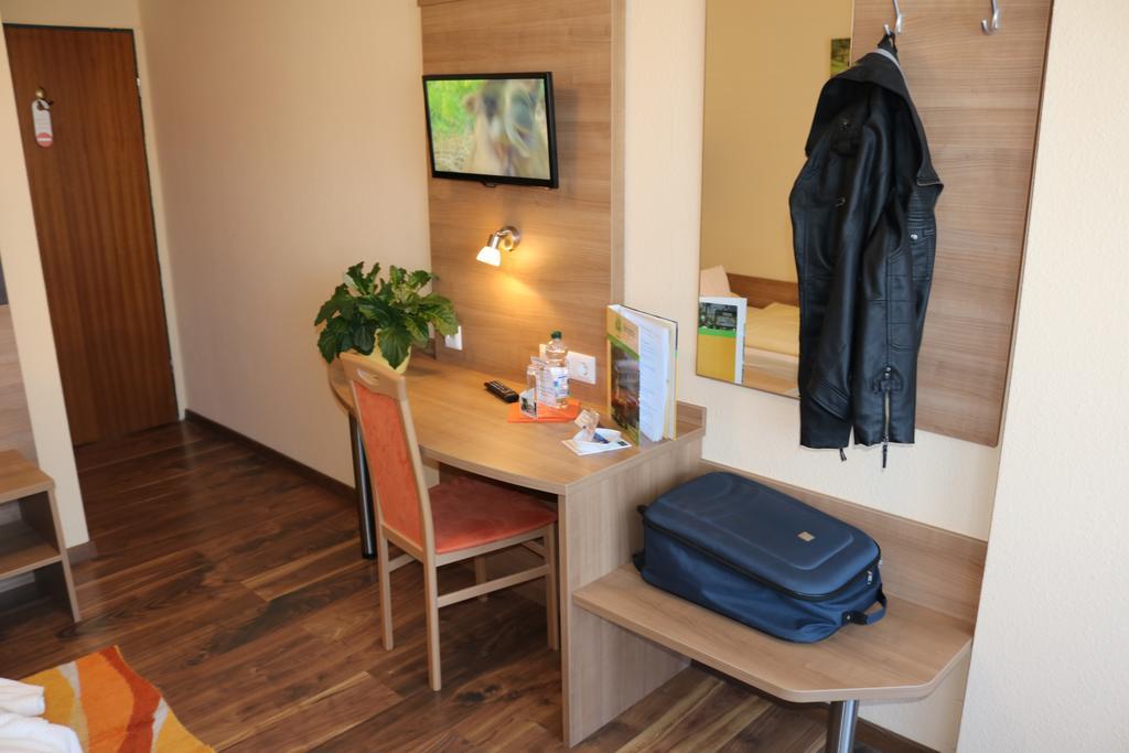 Hotel Brigitte باد كروزنغن المظهر الخارجي الصورة